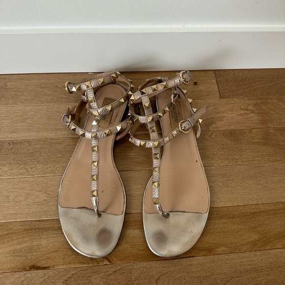 Valentino Garavani Metallic Rockstud sandals Size 38 - Picture 3 of 6